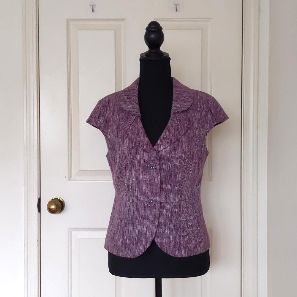NWT. The Limited Cotton/Rayon blended full lining sleeveless blazer vest.